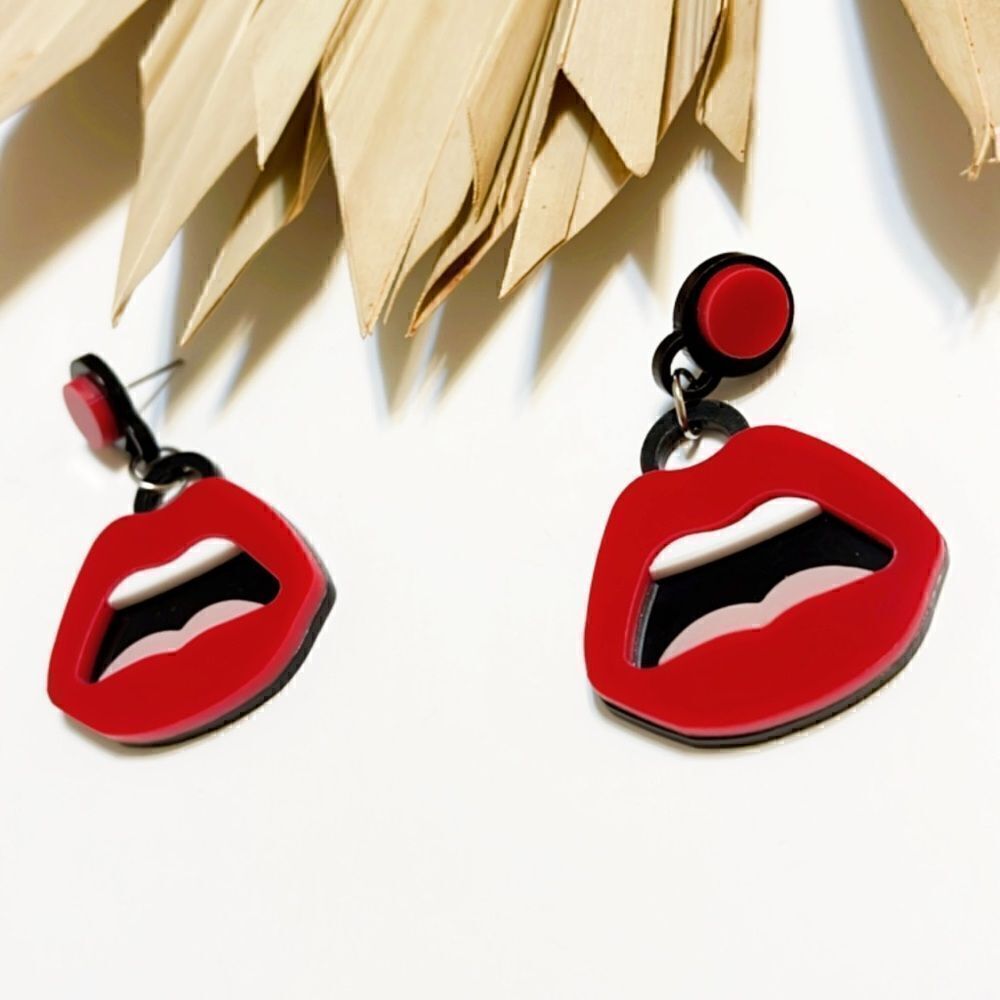 Lips earrings #496   